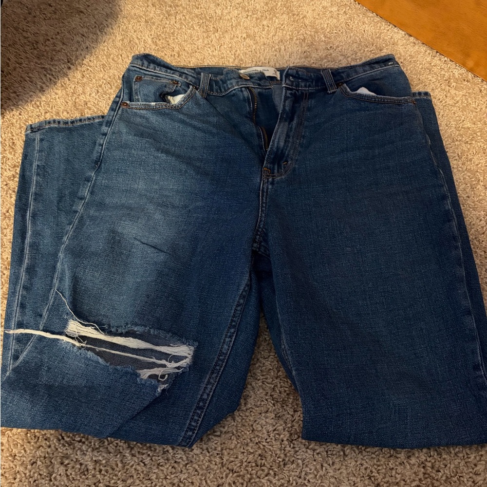 Abercrombie & Fitch Crop 90s Straight Leg Jeans
